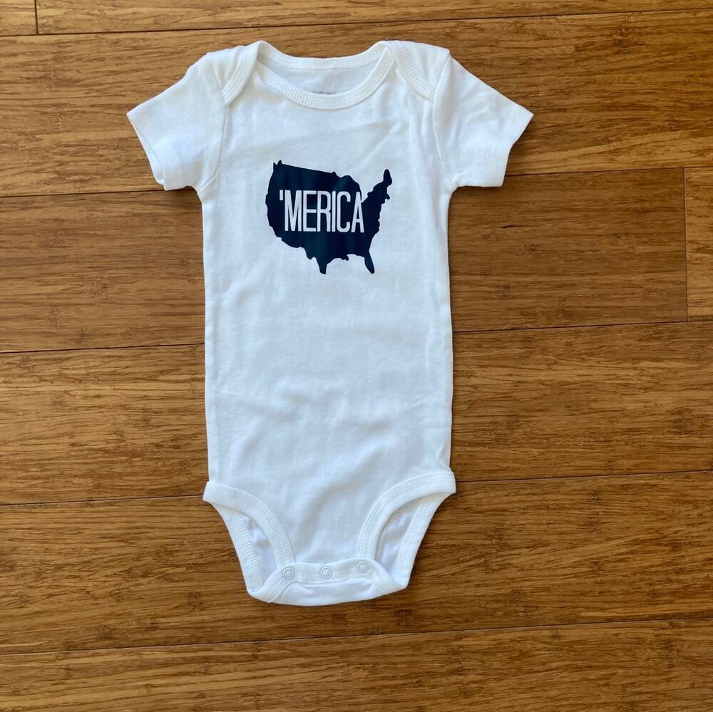 Carter’s “‘Merica” Patriotic Onesie, Size 9M